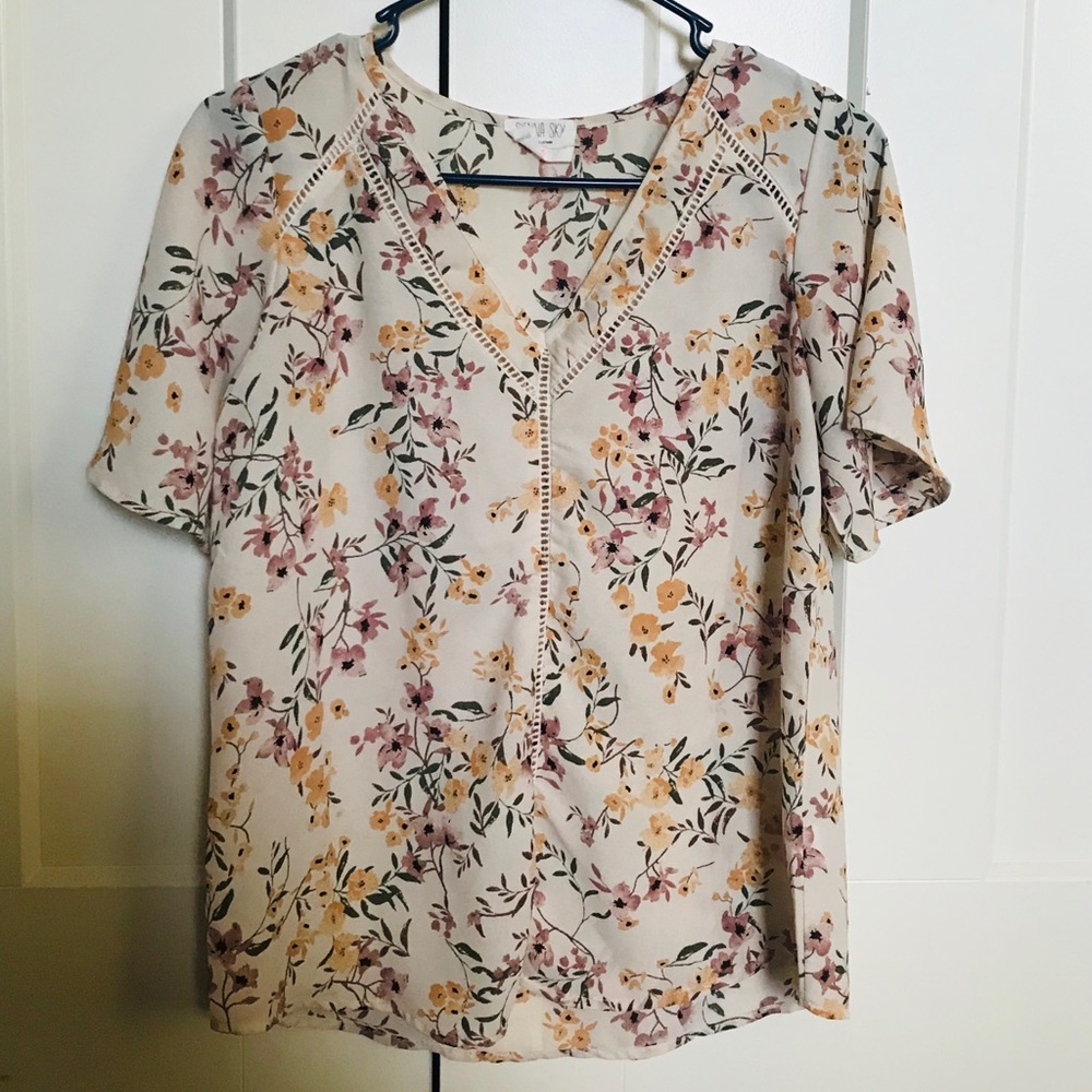 Short Sleeve Floral Print Top